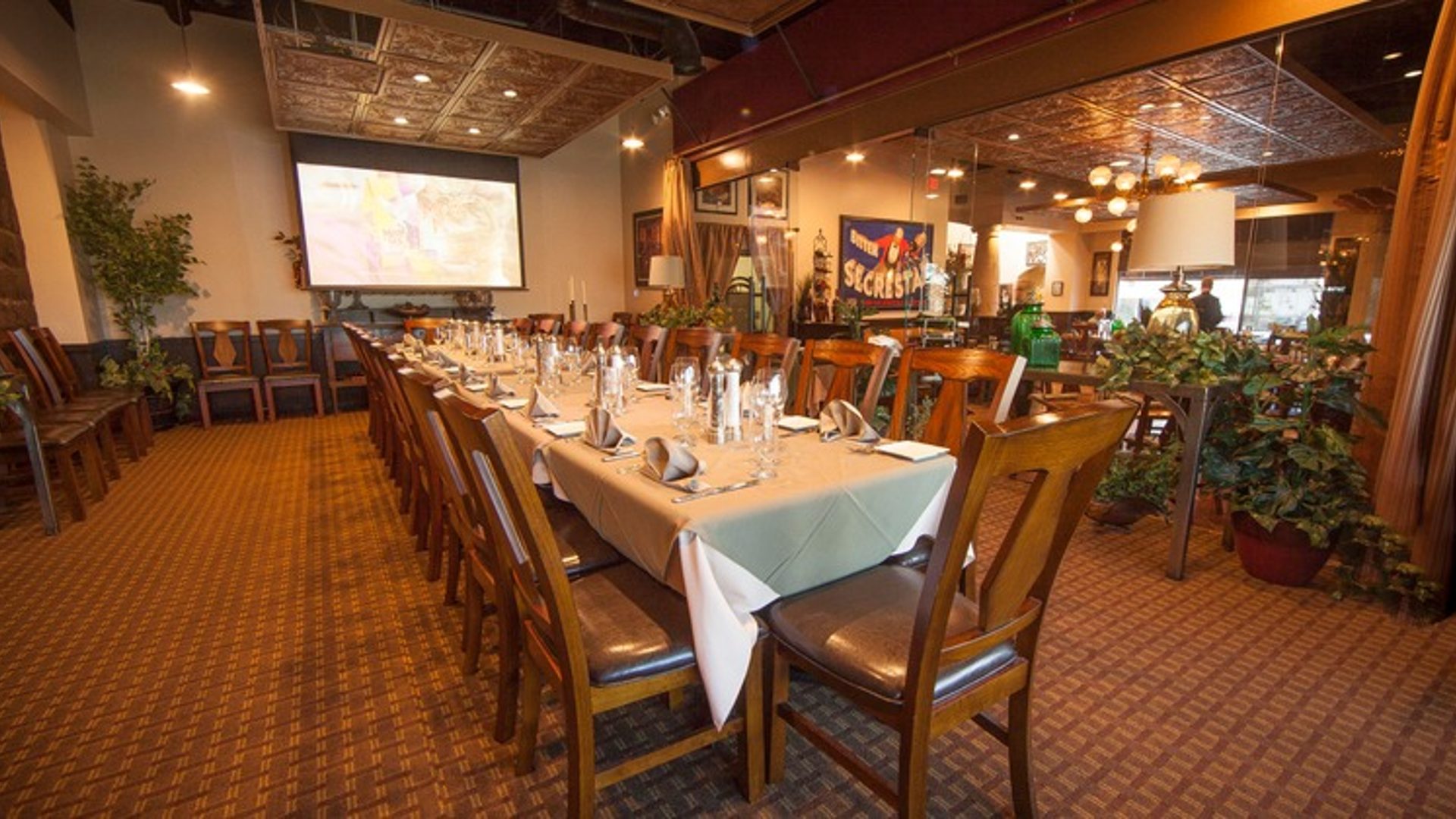 Private dining for 6 to 125 guests