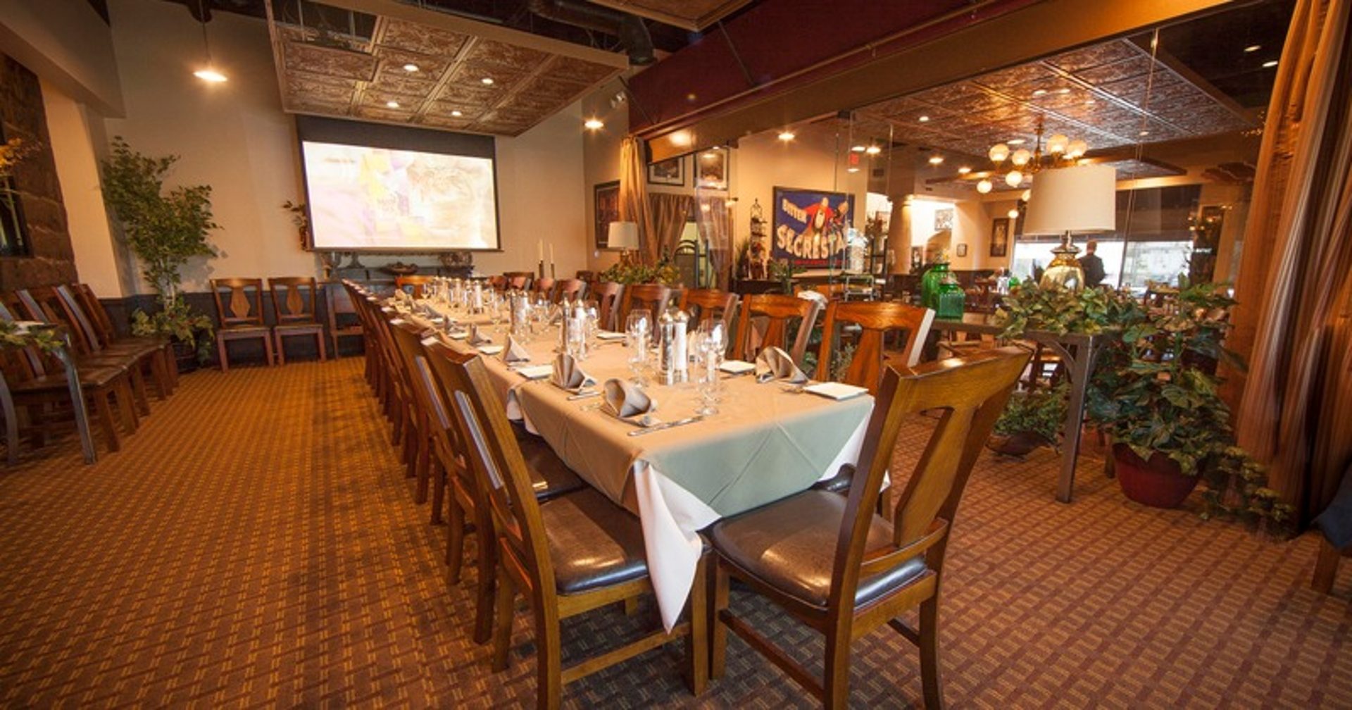Private dining for 6 to 125 guests